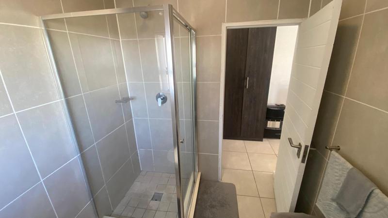 1 Bedroom Property for Sale in Sandown Western Cape